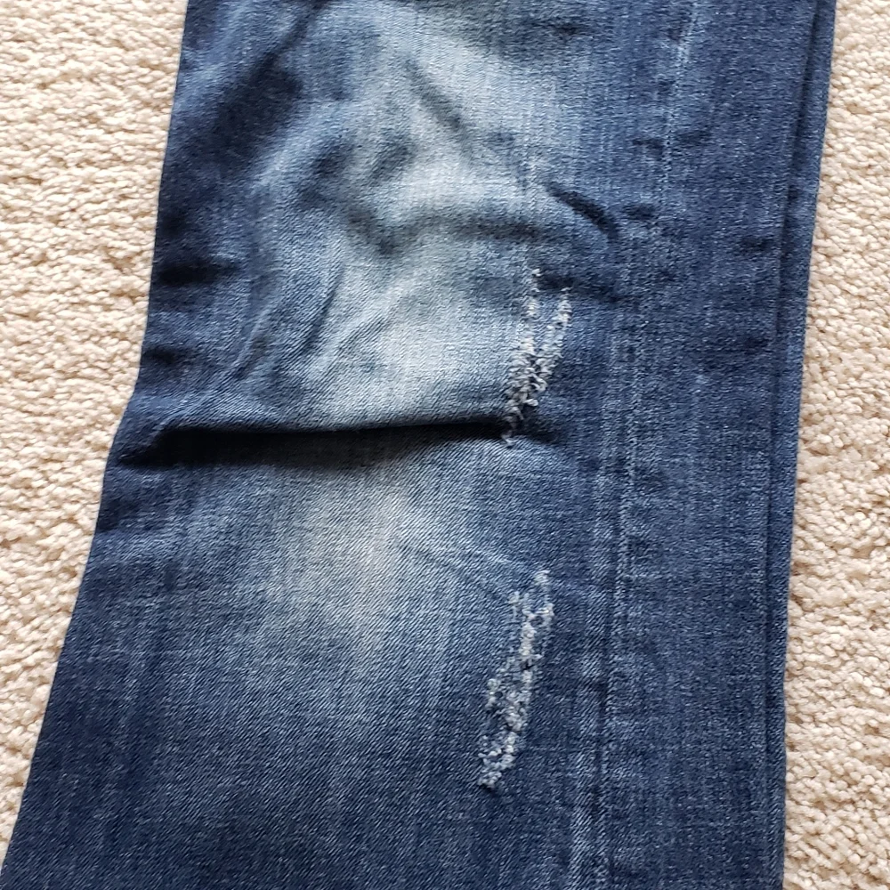 Express Women's Distressed Bootcut jeans - Picture 4 of 6